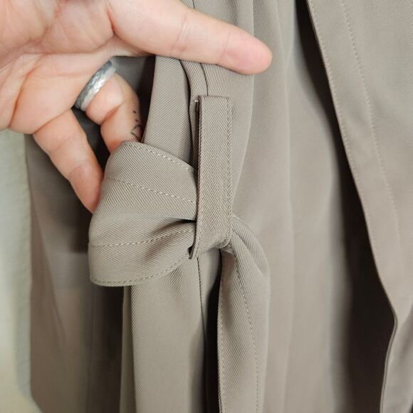 MM Lafleur lightweight wrap around overcoat, deep khaki, women's size medium - Picture 10 of 15